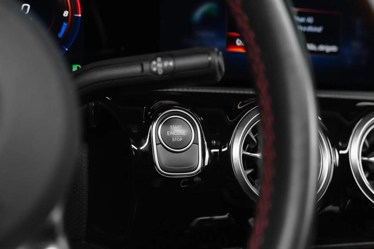 mercedes-benz-cla-2022-hibrido-a-gasolina-1332cc