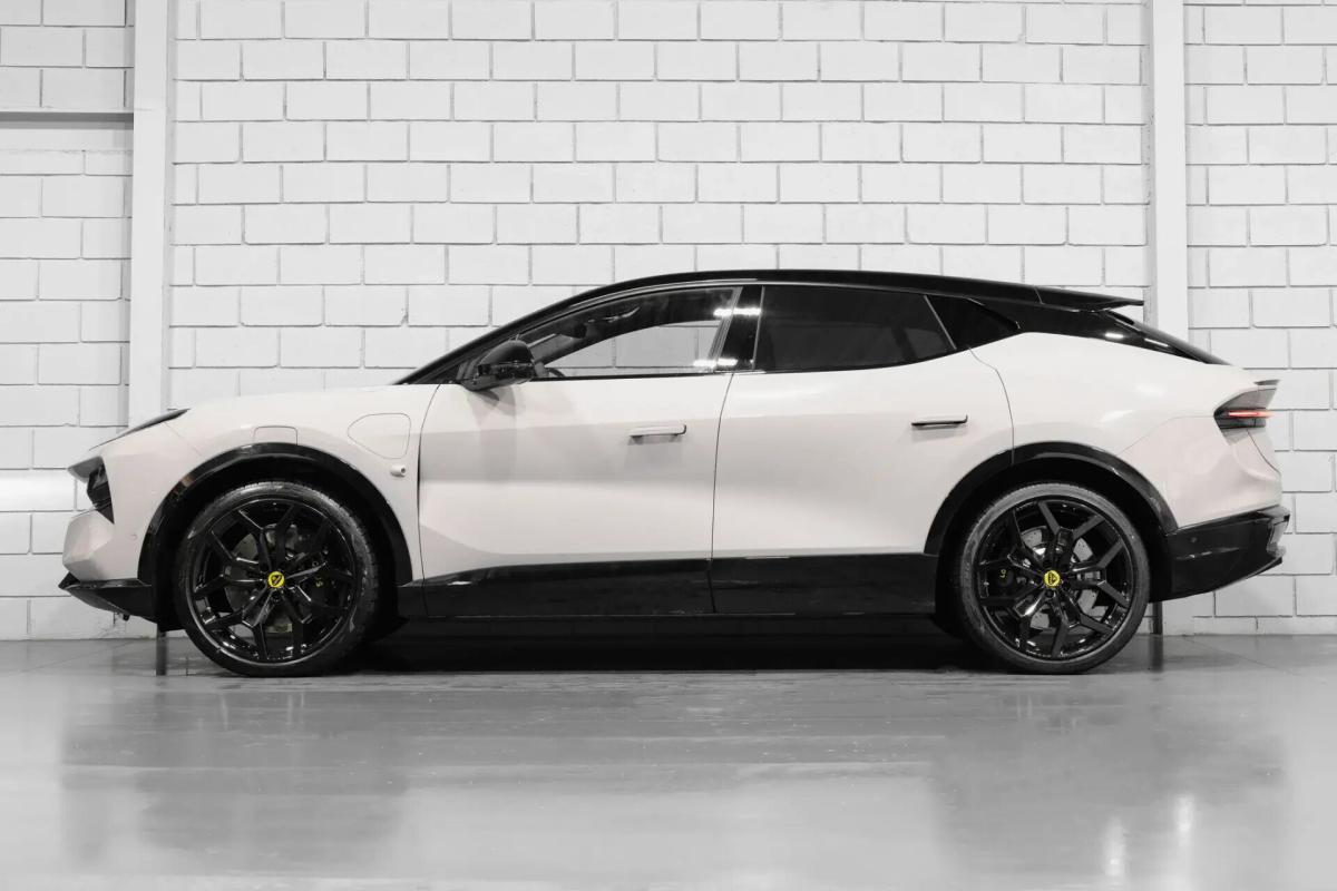 lotus-eletre-2023-eletrico-0cc