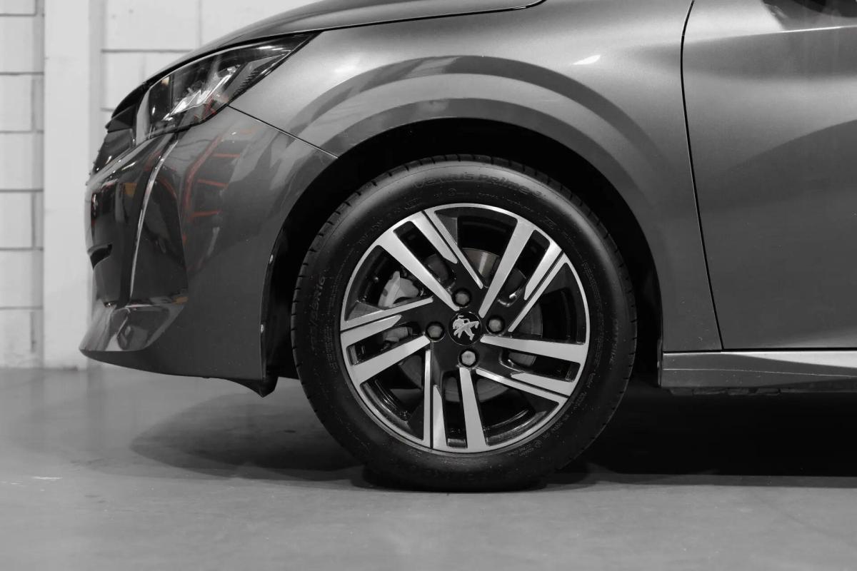 peugeot-208-2021-gasolina-1199cc