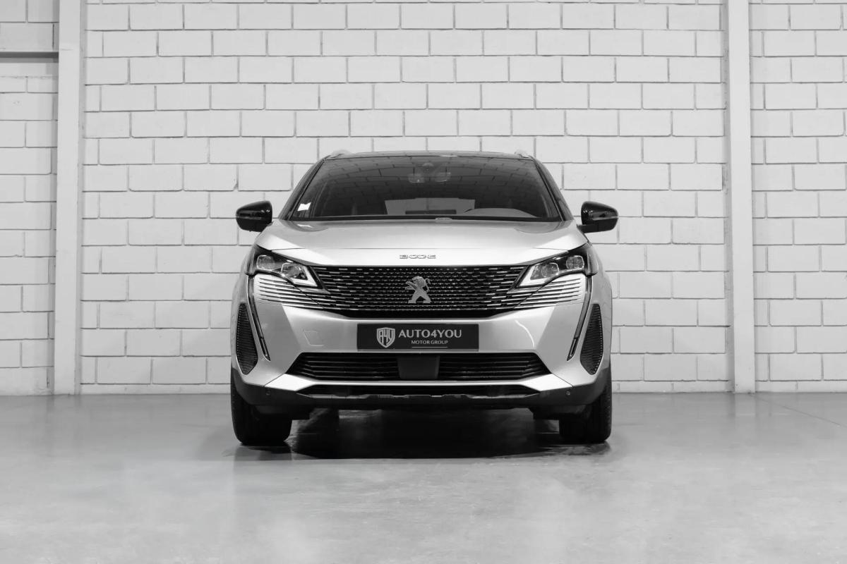 peugeot-3008-2023-hibrido-a-gasolina-1598cc