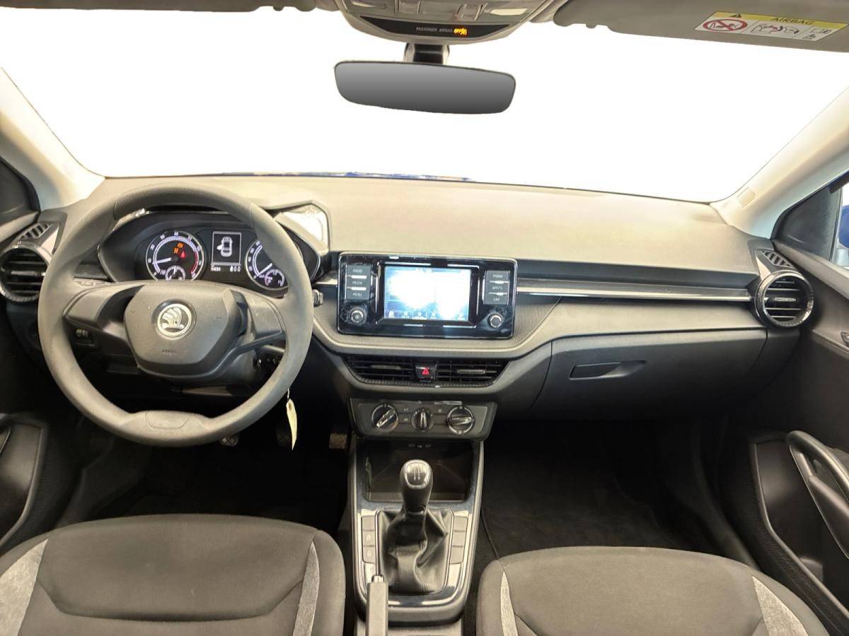 skoda-fabia-2022-gasolina-999cc