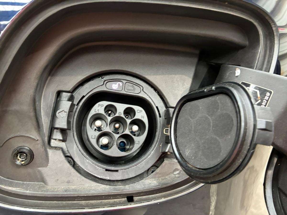 mercedes-benz-glc-2022-hibrido-a-gasolina-1991cc