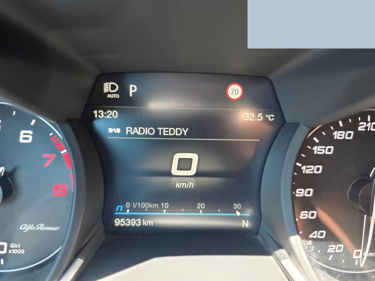alfa-romeo-stelvio-2021-gasolina-2891cc
