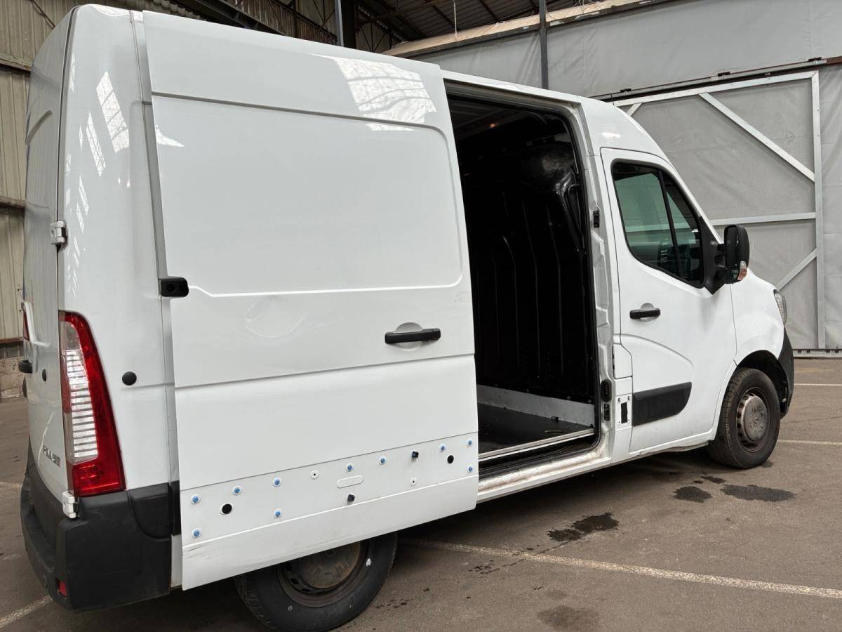 renault-master-2022-diesel-2299cc