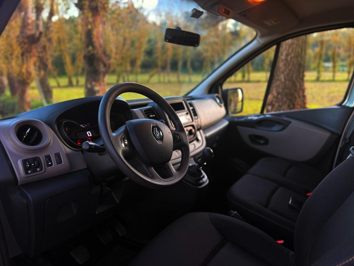 renault-trafic-2016-diesel-1598cc