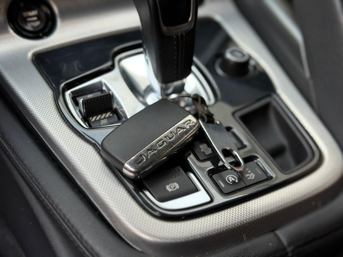 jaguar-f-type-2016-gasolina-2995cc