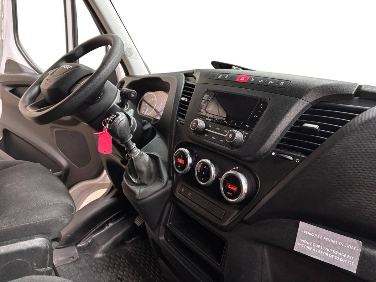 iveco-daily-2022-gasolina-2998cc