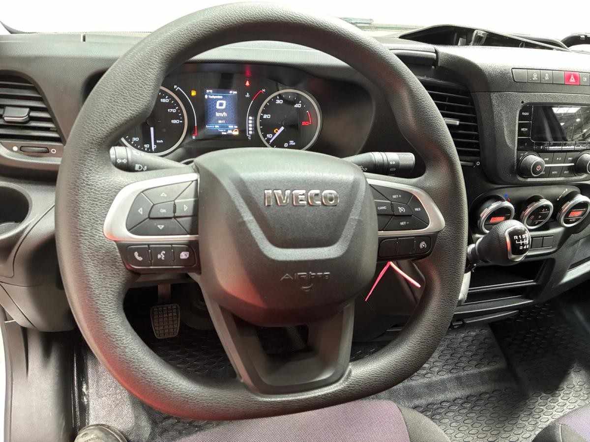 iveco-daily-2022-gasolina-2998cc