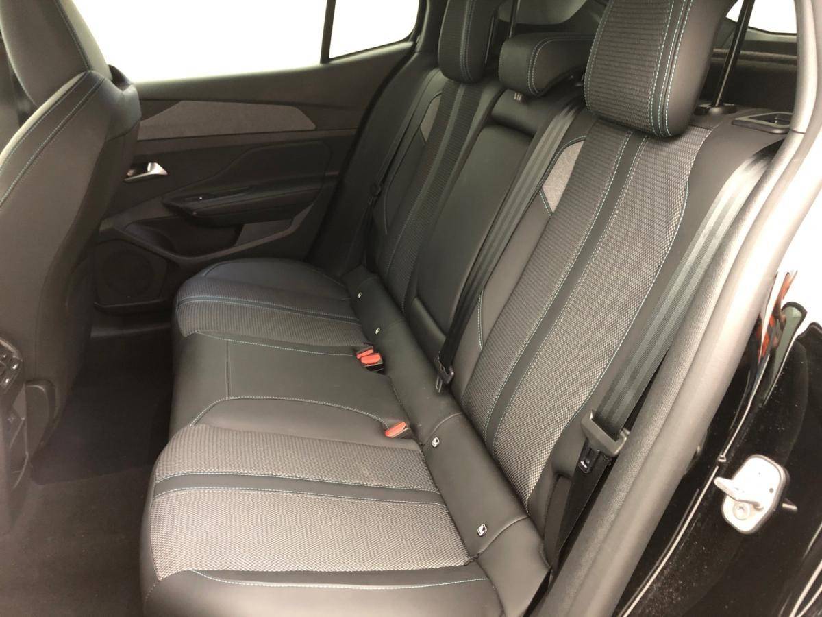 peugeot-408-2025-hibrido-a-gasolina-1199cc