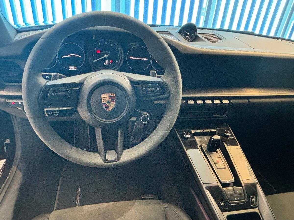 porsche-992-2022-gasolina-2981cc