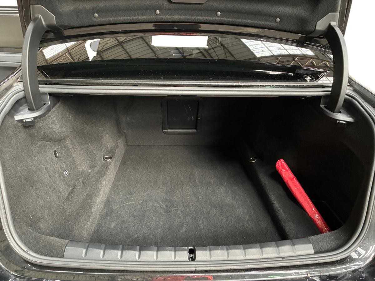 bmw-serie-7-2024-hibrido-a-gasolina-2998cc