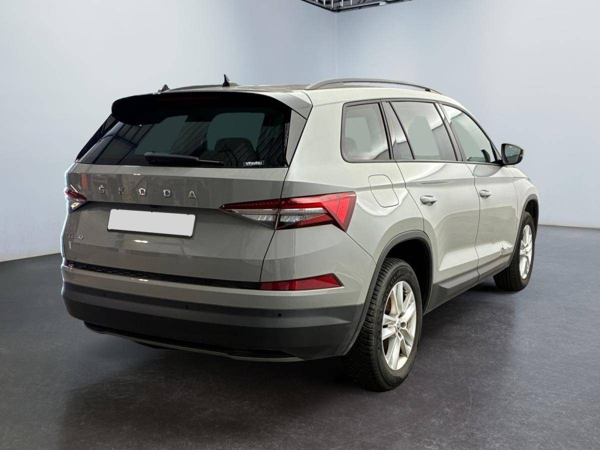 skoda-kodiaq-2023-gasolina-1498cc