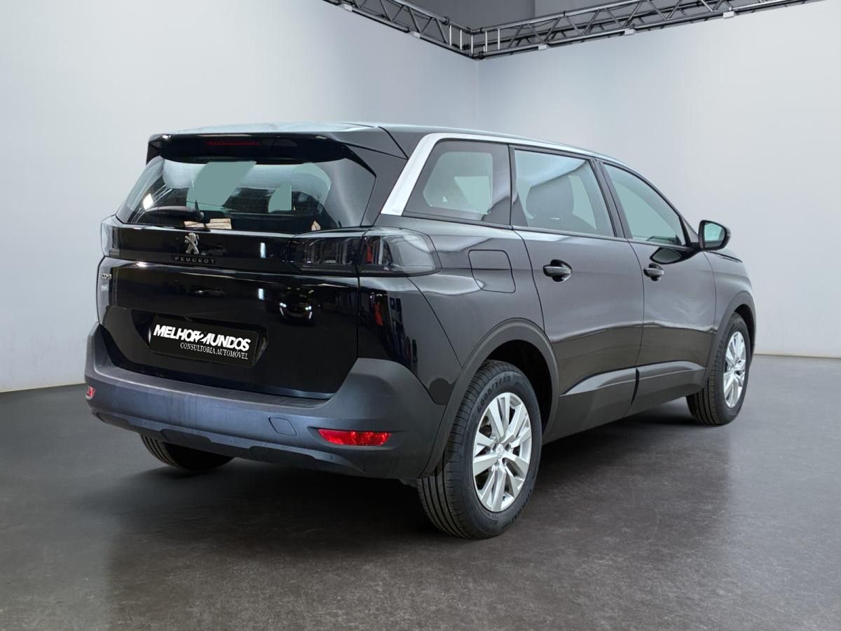 peugeot-5008-2023-gasolina-1199cc