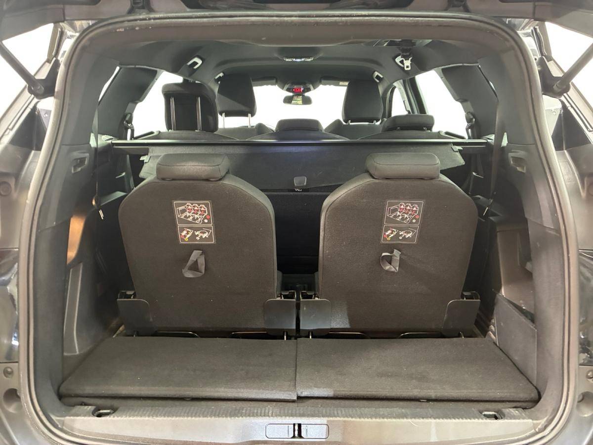 peugeot-5008-2023-gasolina-1199cc