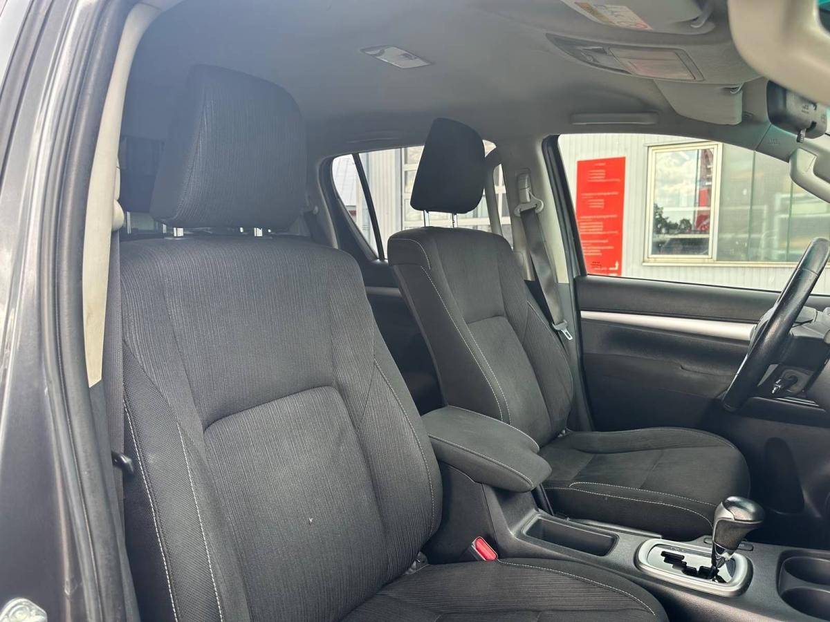 toyota-hilux-2020-diesel-2393cc