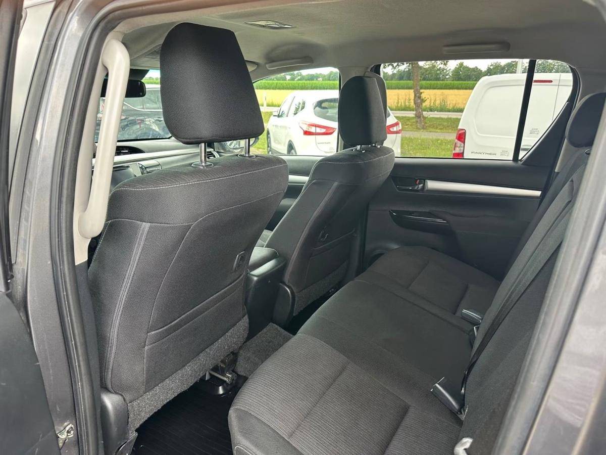 toyota-hilux-2020-diesel-2393cc