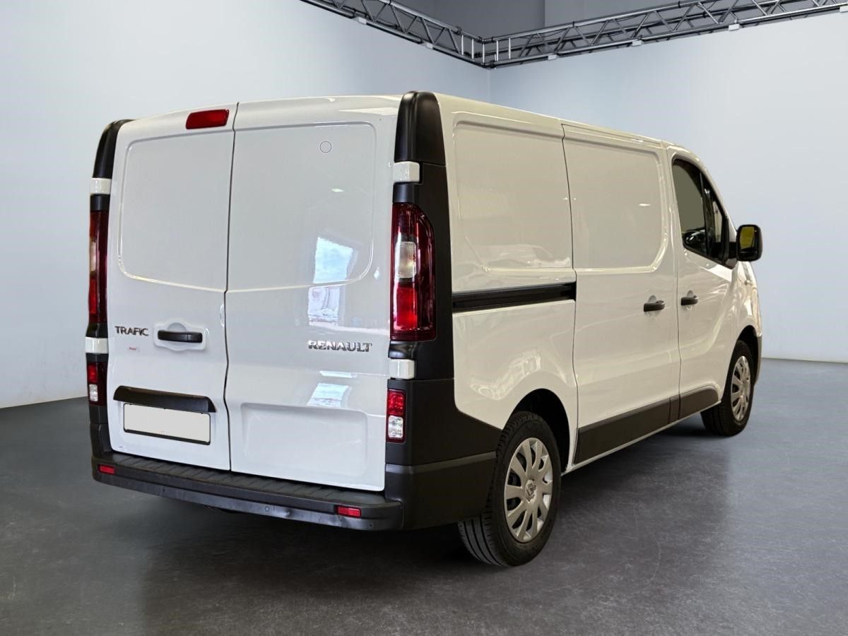 renault-trafic-2022-diesel-1997cc