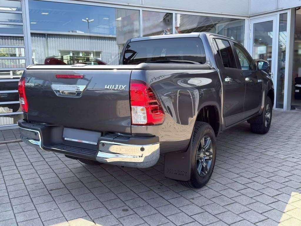 toyota-hilux-2024-diesel-2393cc