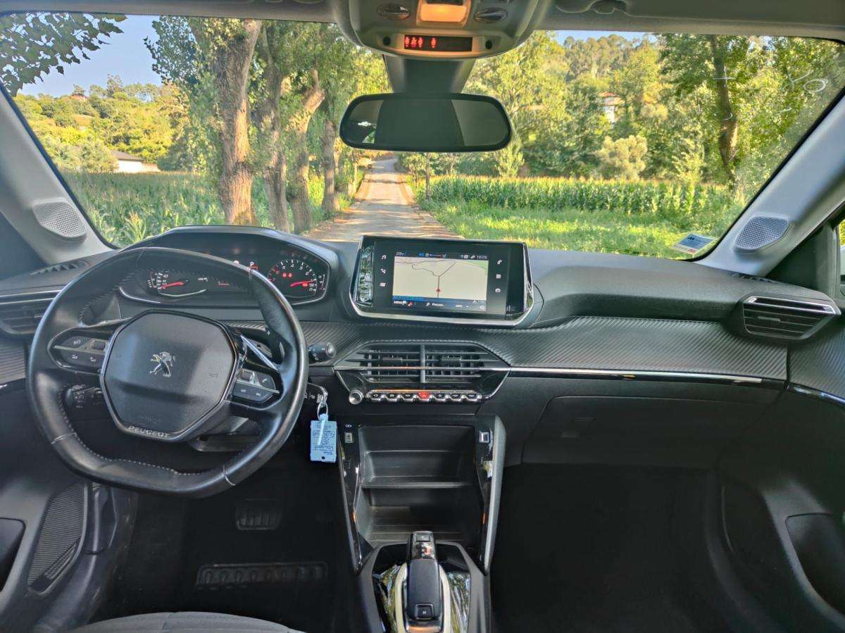 peugeot-208-2019-gasolina-1199cc