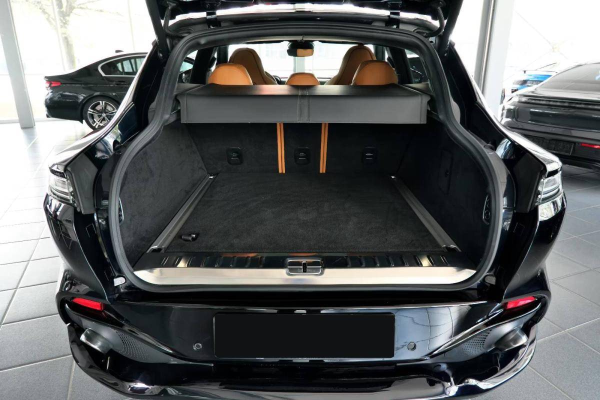 aston-martin-dbx-2021-gasolina-3982cc