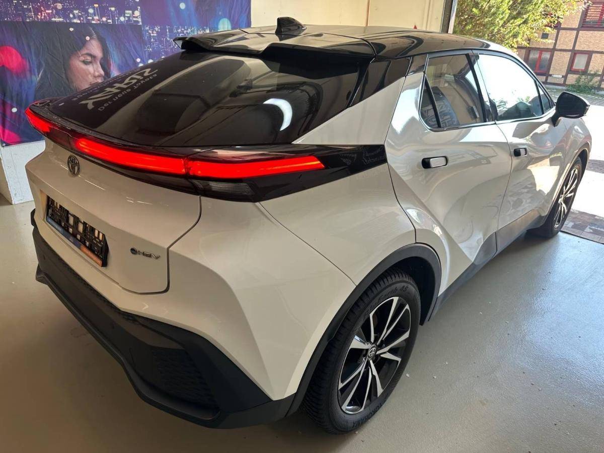 toyota-c-hr-2025-hibrido-a-gasolina-1798cc