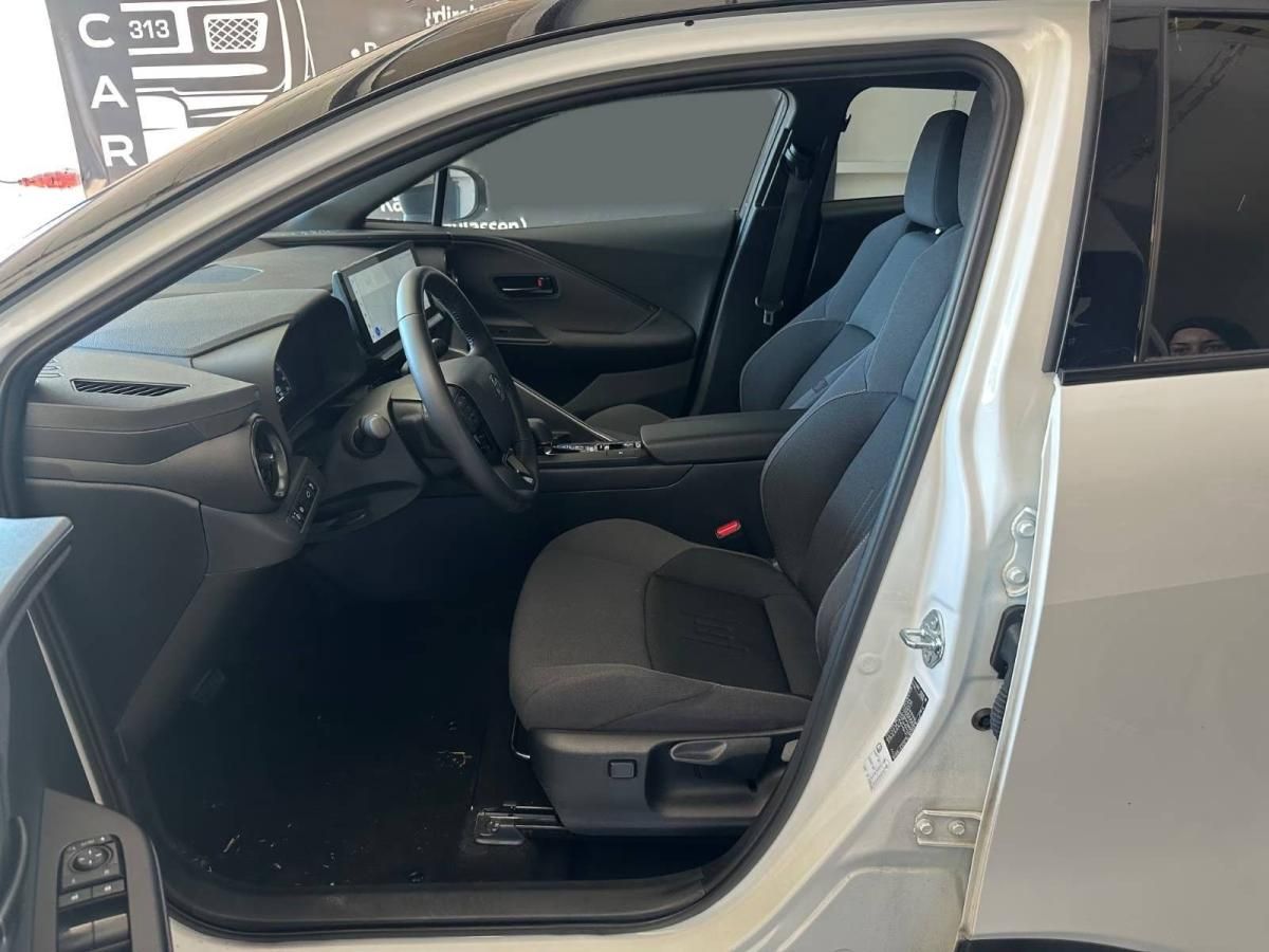 toyota-c-hr-2025-hibrido-a-gasolina-1798cc