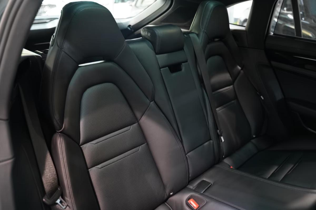 porsche-panamera-sport-turismo-2019-hibrido-a-gasolina-2894cc