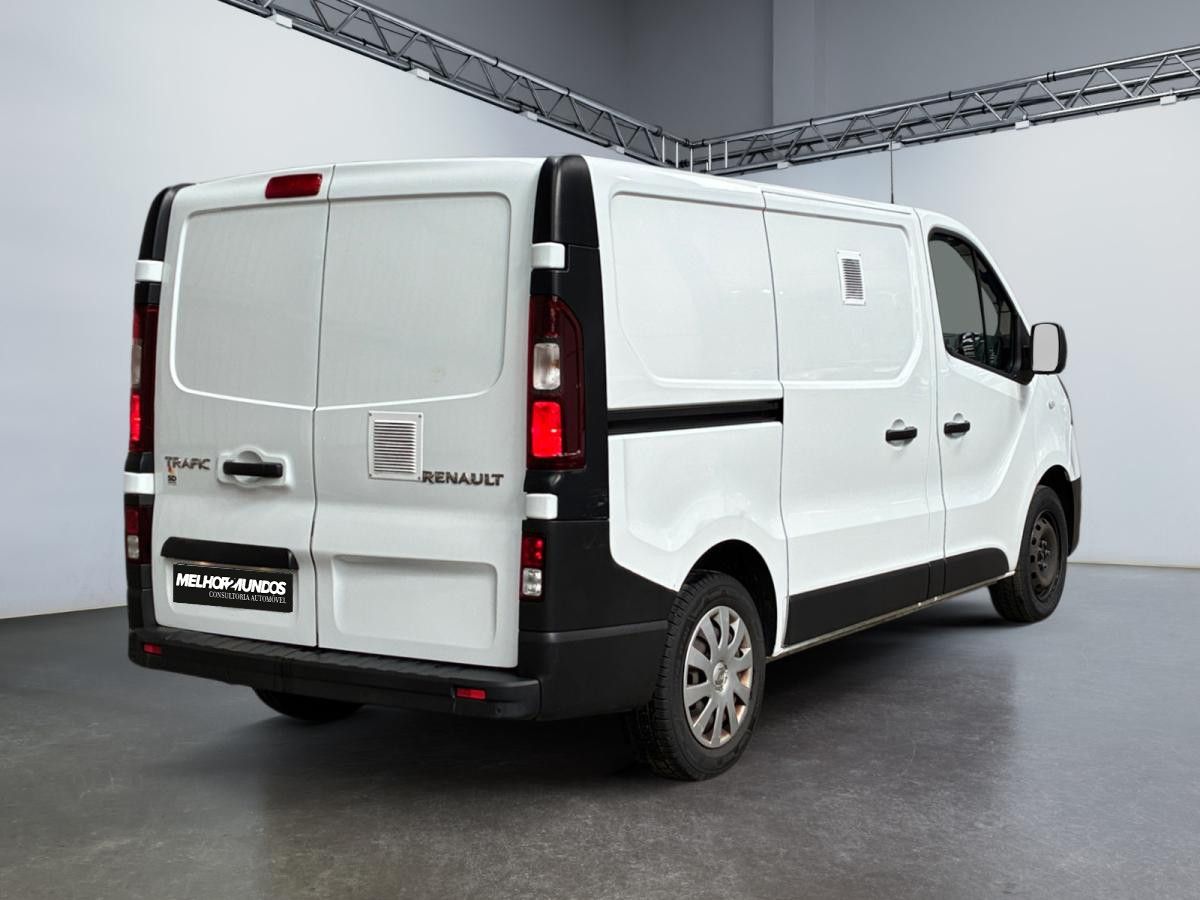 renault-trafic-2022-diesel-1997cc