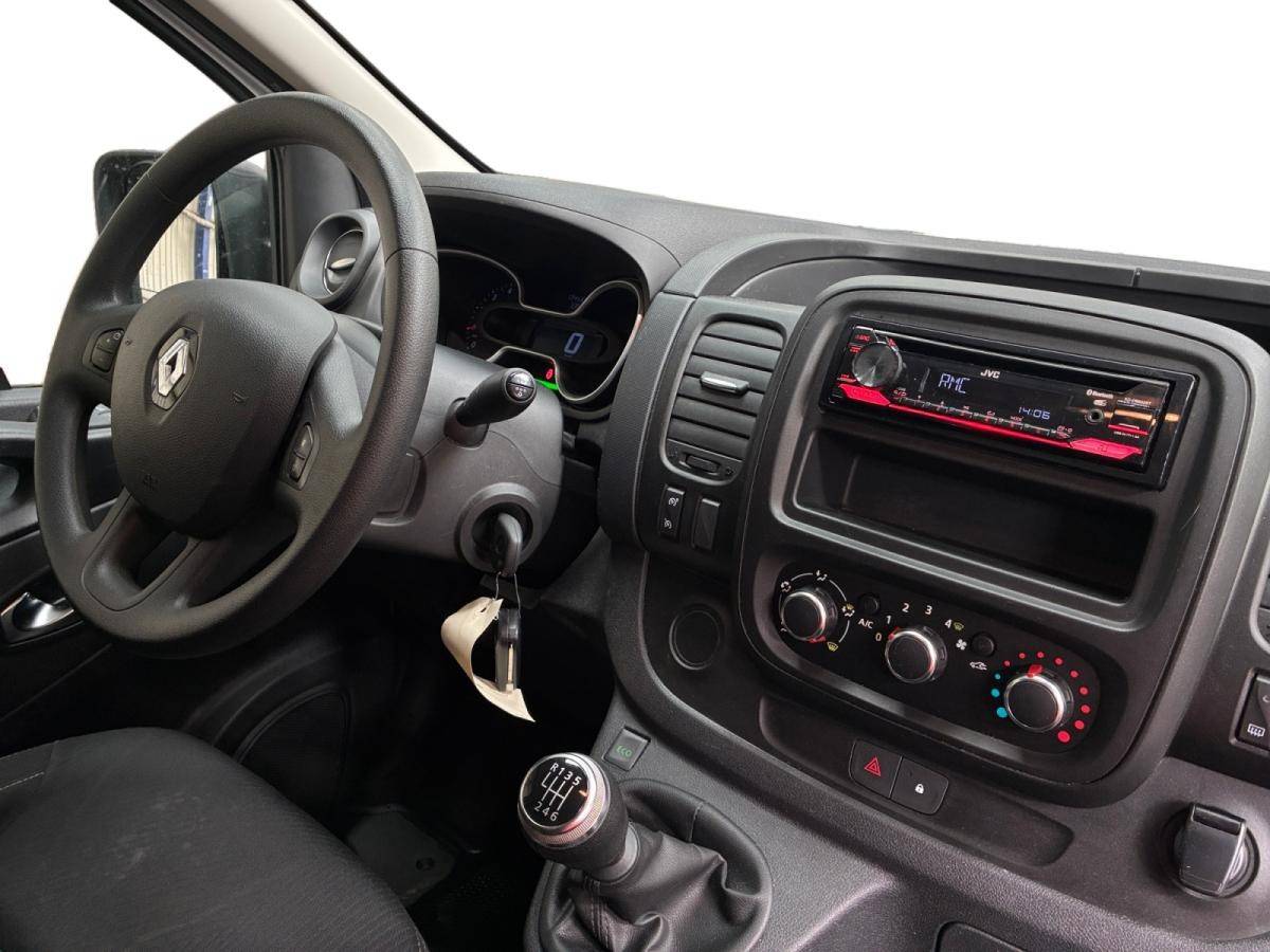 renault-trafic-2022-diesel-1997cc