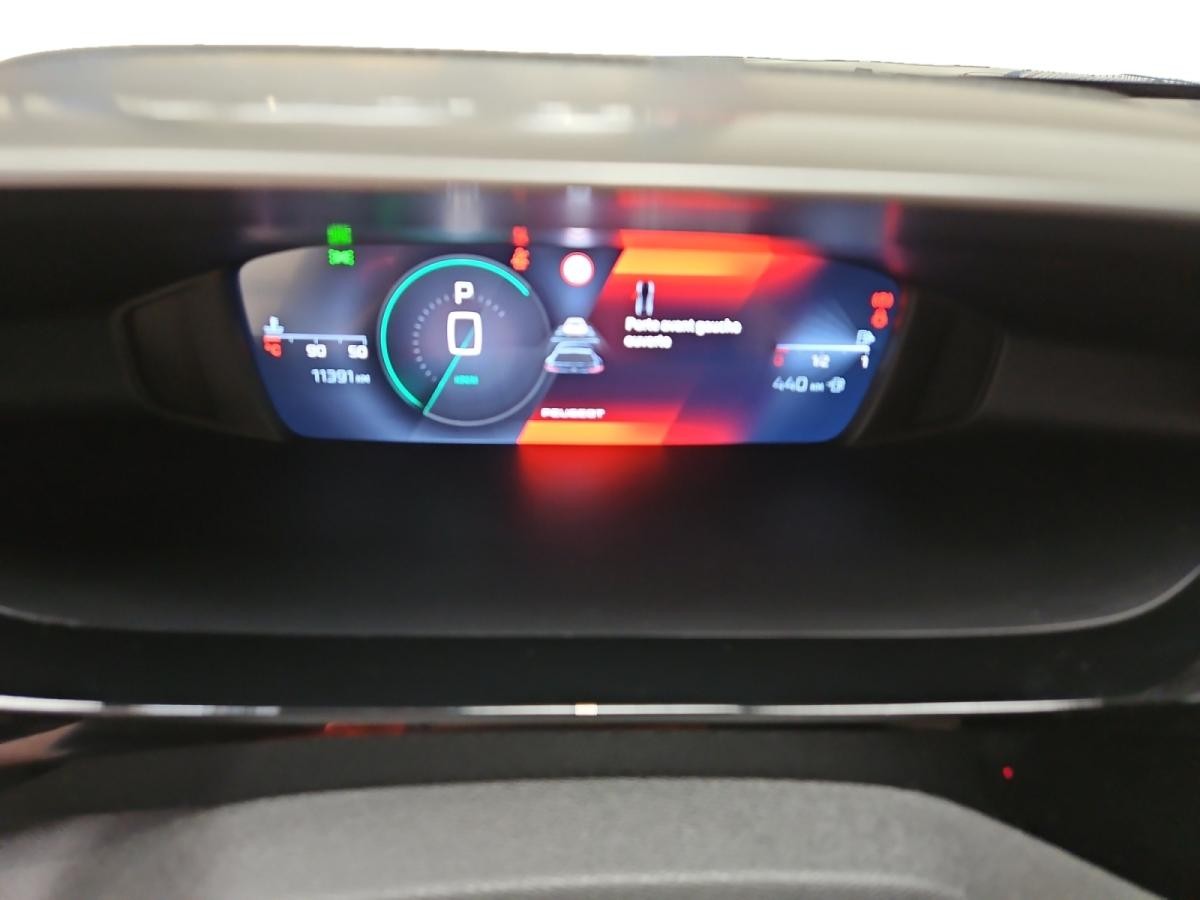 peugeot-408-2025-hibrido-a-gasolina-1199cc