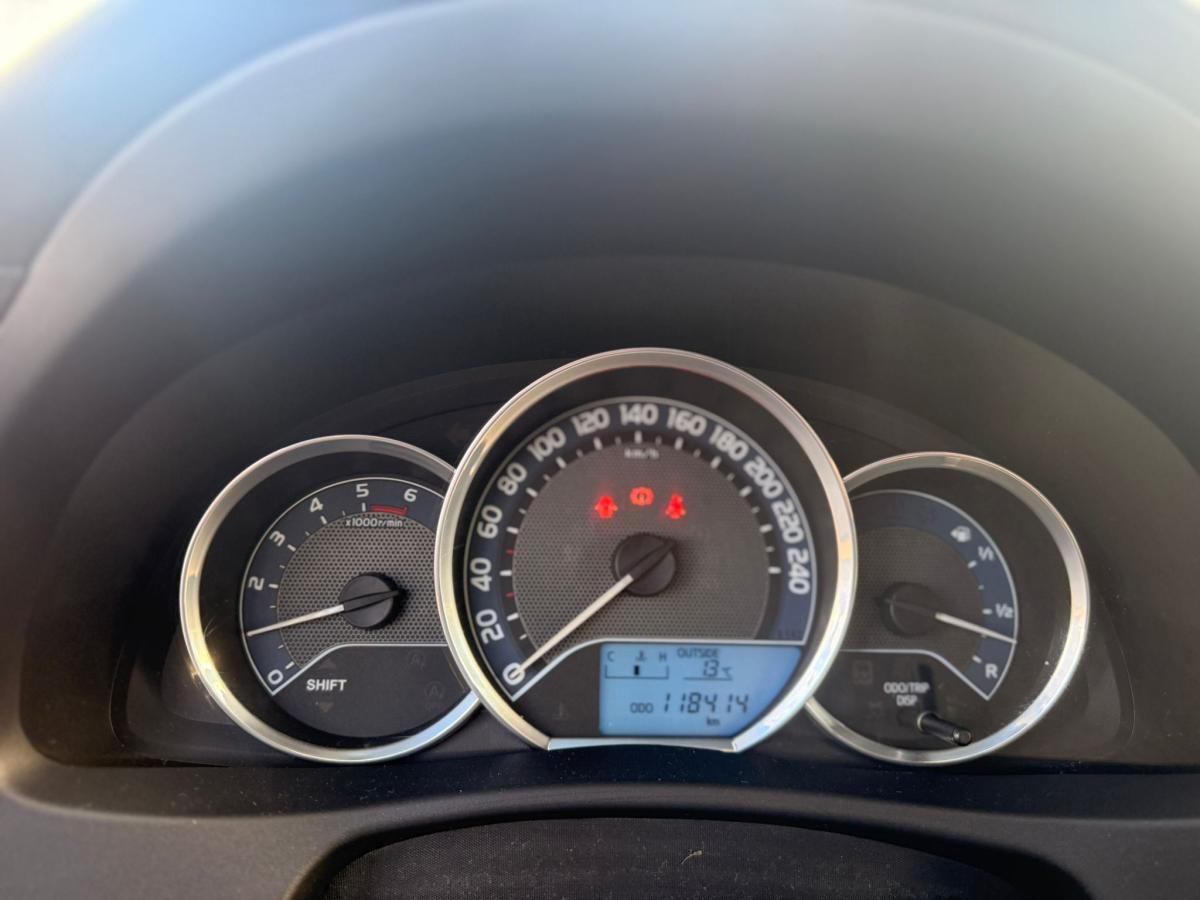 toyota-auris-touring-sports-2014-diesel-1364cc