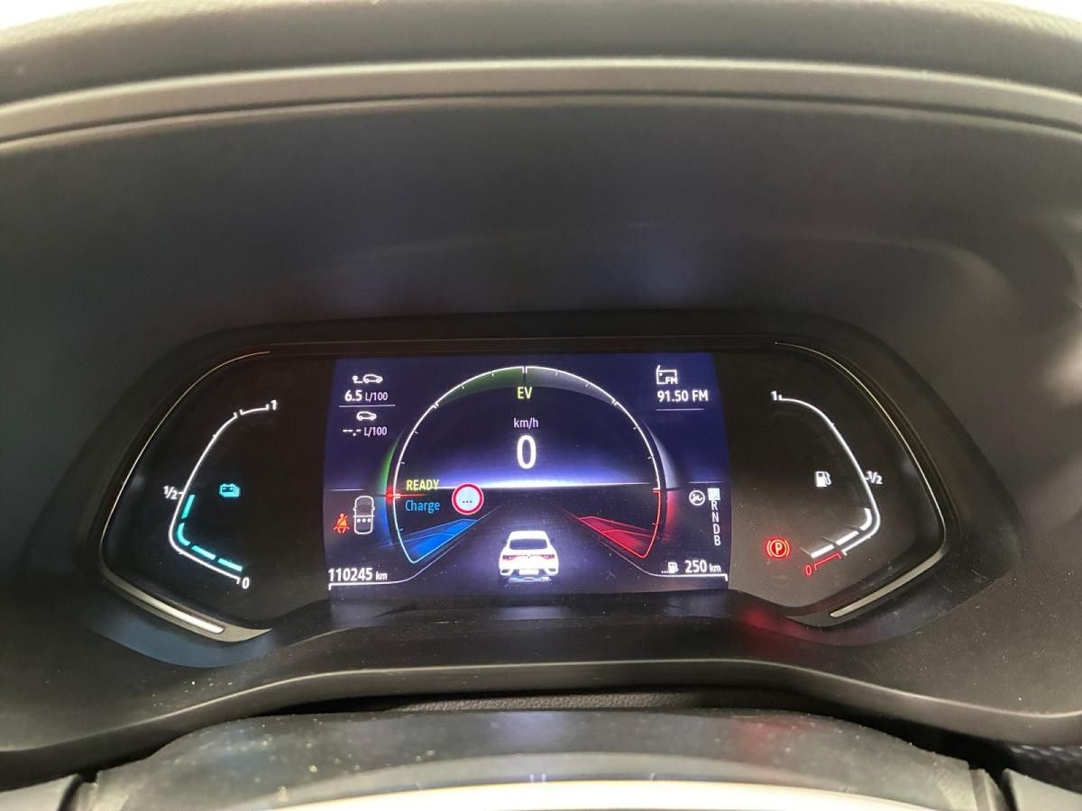 renault-arkana-2023-hibrido-a-gasolina-1598cc