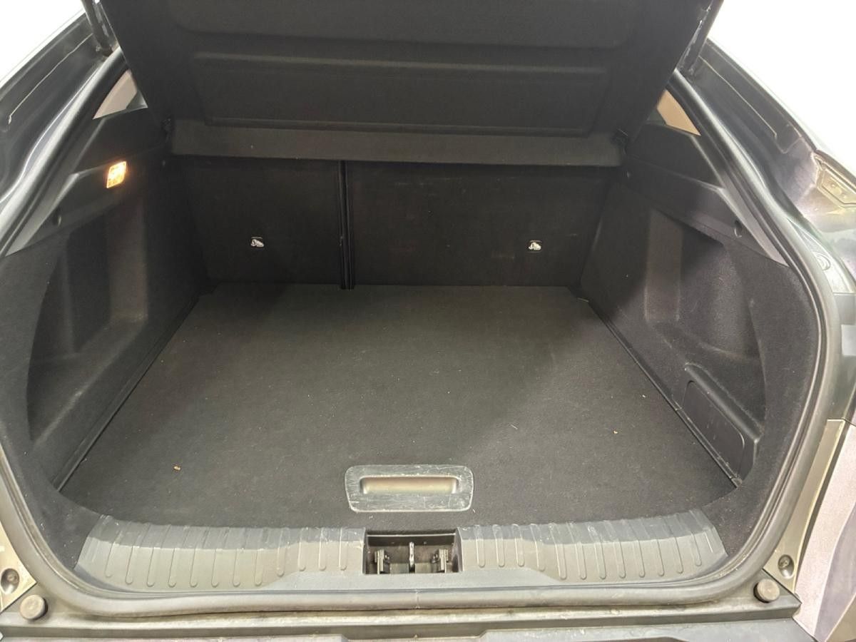 renault-arkana-2023-hibrido-a-gasolina-1598cc
