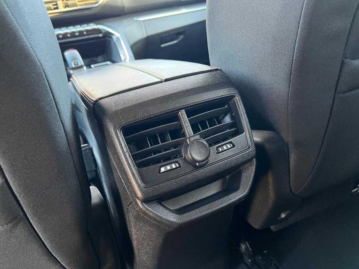 peugeot-3008-2017-diesel-1560cc