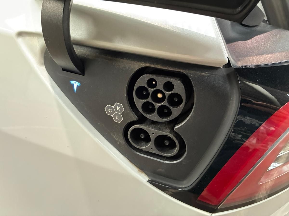 tesla-model-y-2024-eletrico-0cc