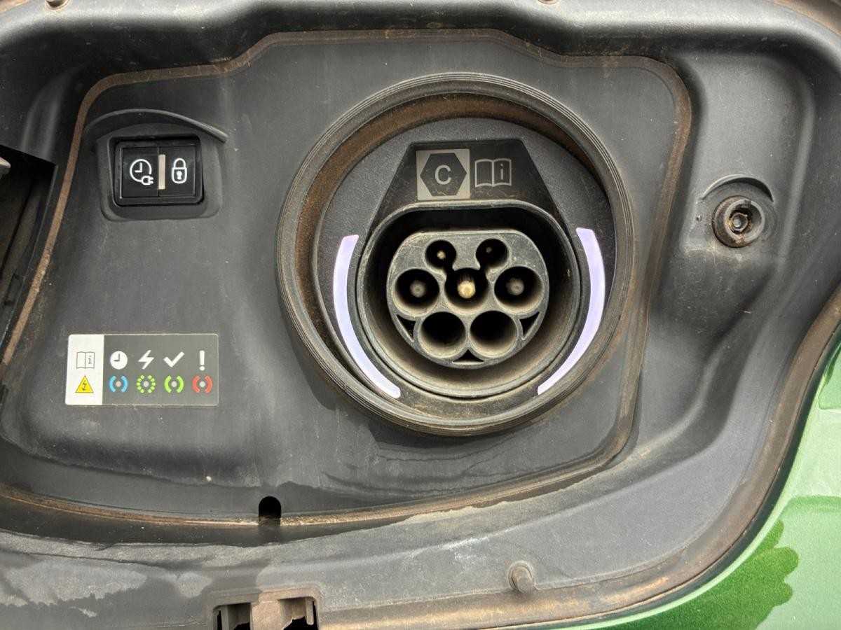 peugeot-308-2023-hibrido-a-gasolina-1598cc