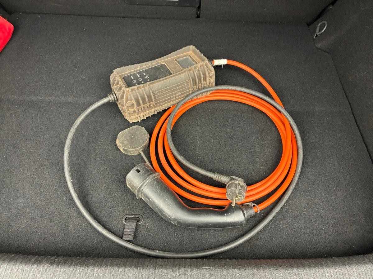peugeot-308-2023-hibrido-a-gasolina-1598cc