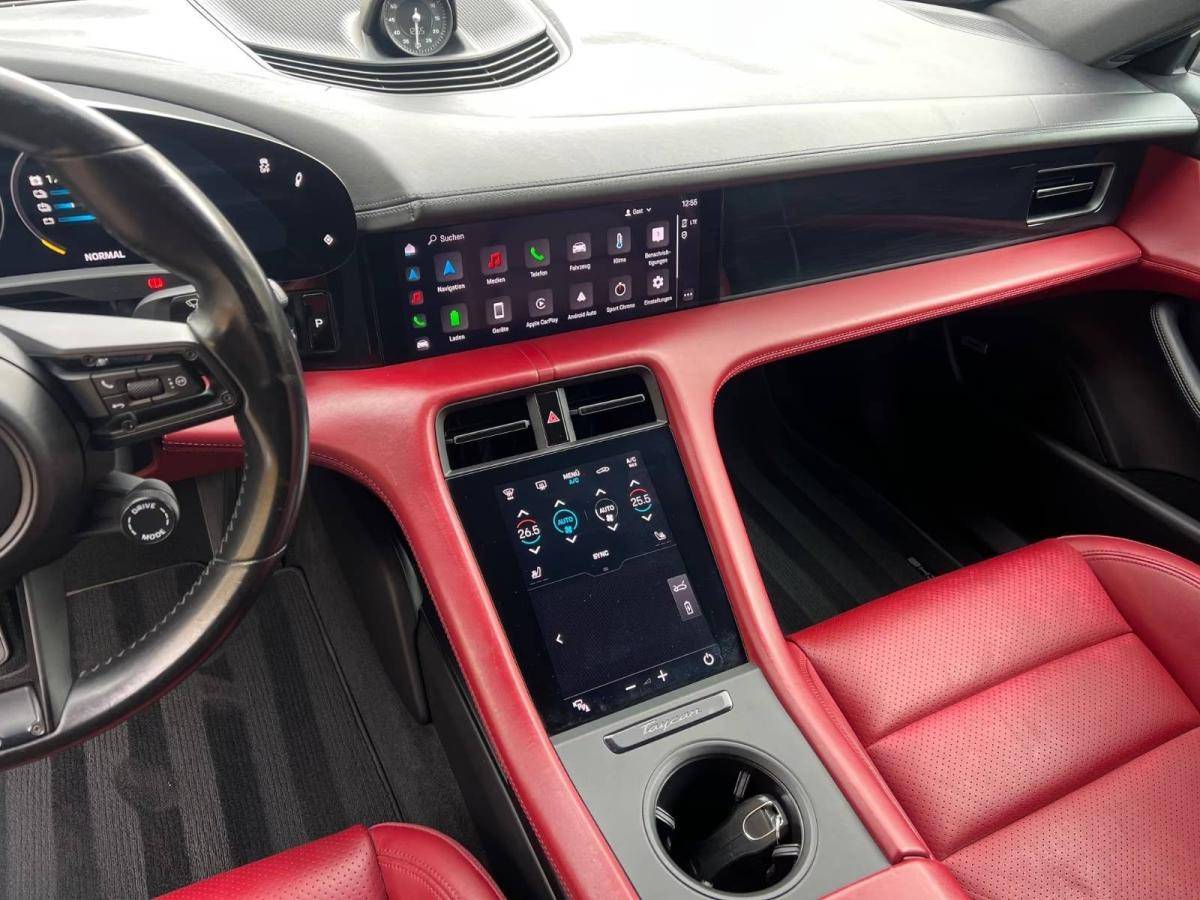 porsche-taycan-2021-eletrico-0cc