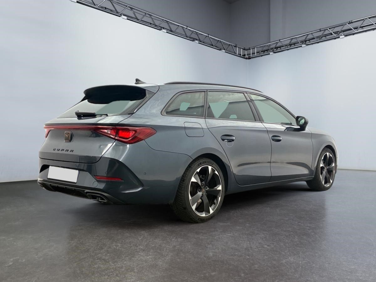seat-leon-st-2023-hibrido-a-gasolina-1498cc