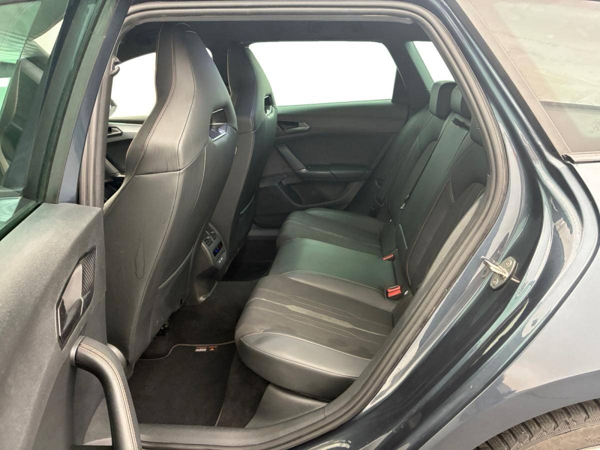 seat-leon-st-2023-hibrido-a-gasolina-1498cc