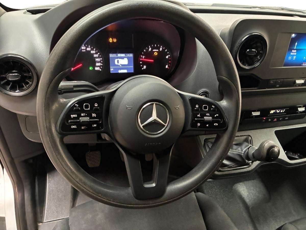 mercedes-benz-sprinter-2020-diesel-2143cc
