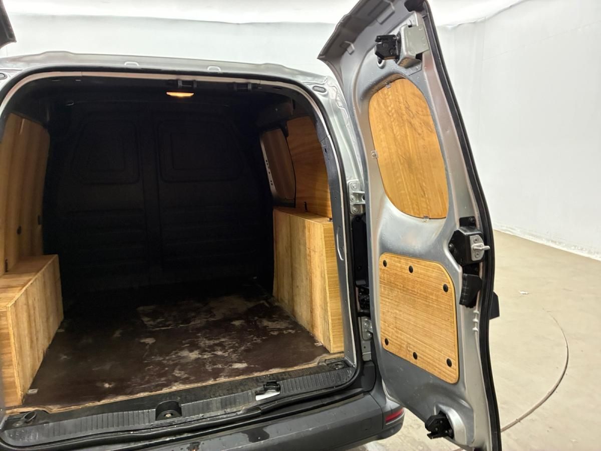 renault-kangoo-2023-diesel-1461cc