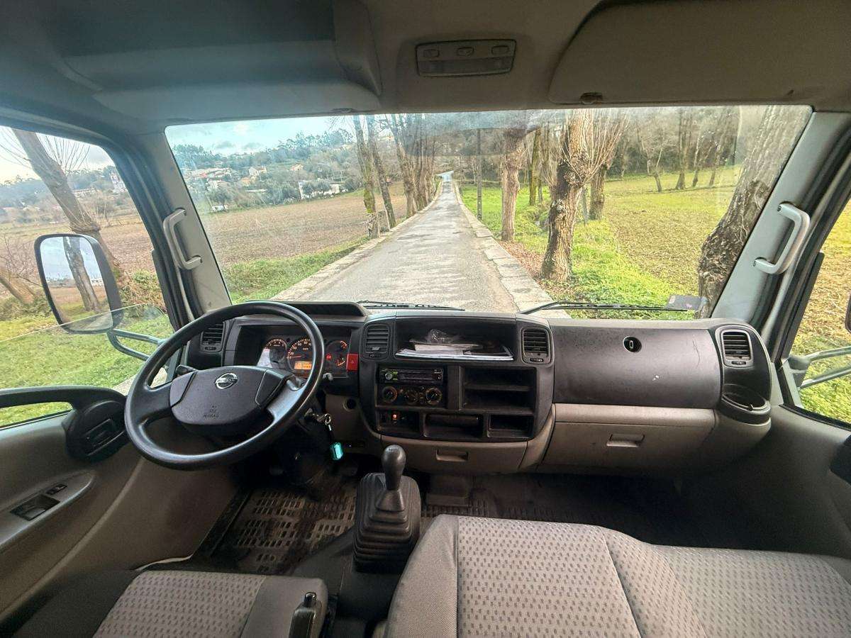 nissan-cabstar-2008-diesel-2488cc