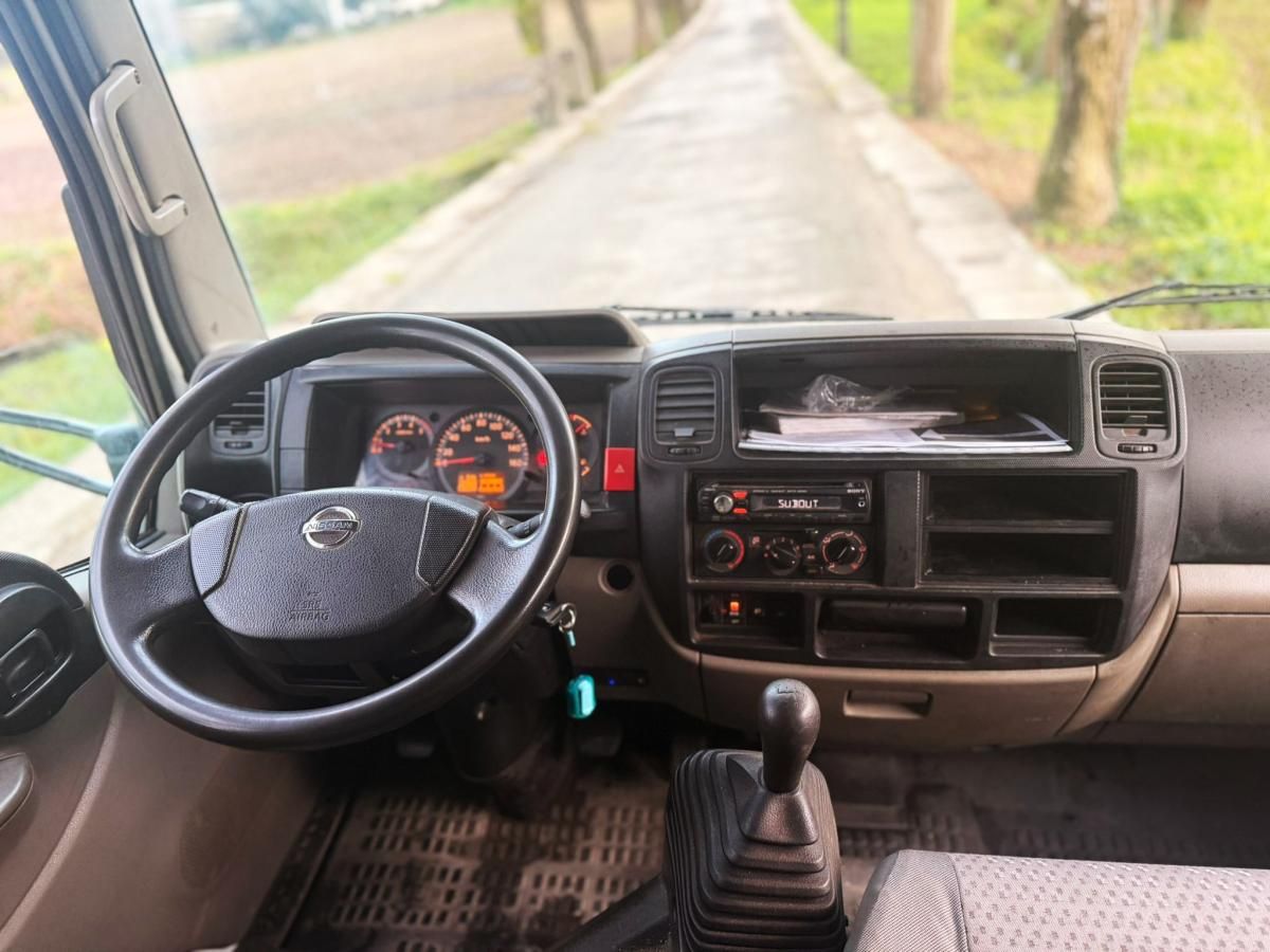 nissan-cabstar-2008-diesel-2488cc