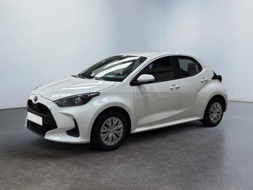 toyota-yaris-2023-hibrido-a-gasolina-1490cc