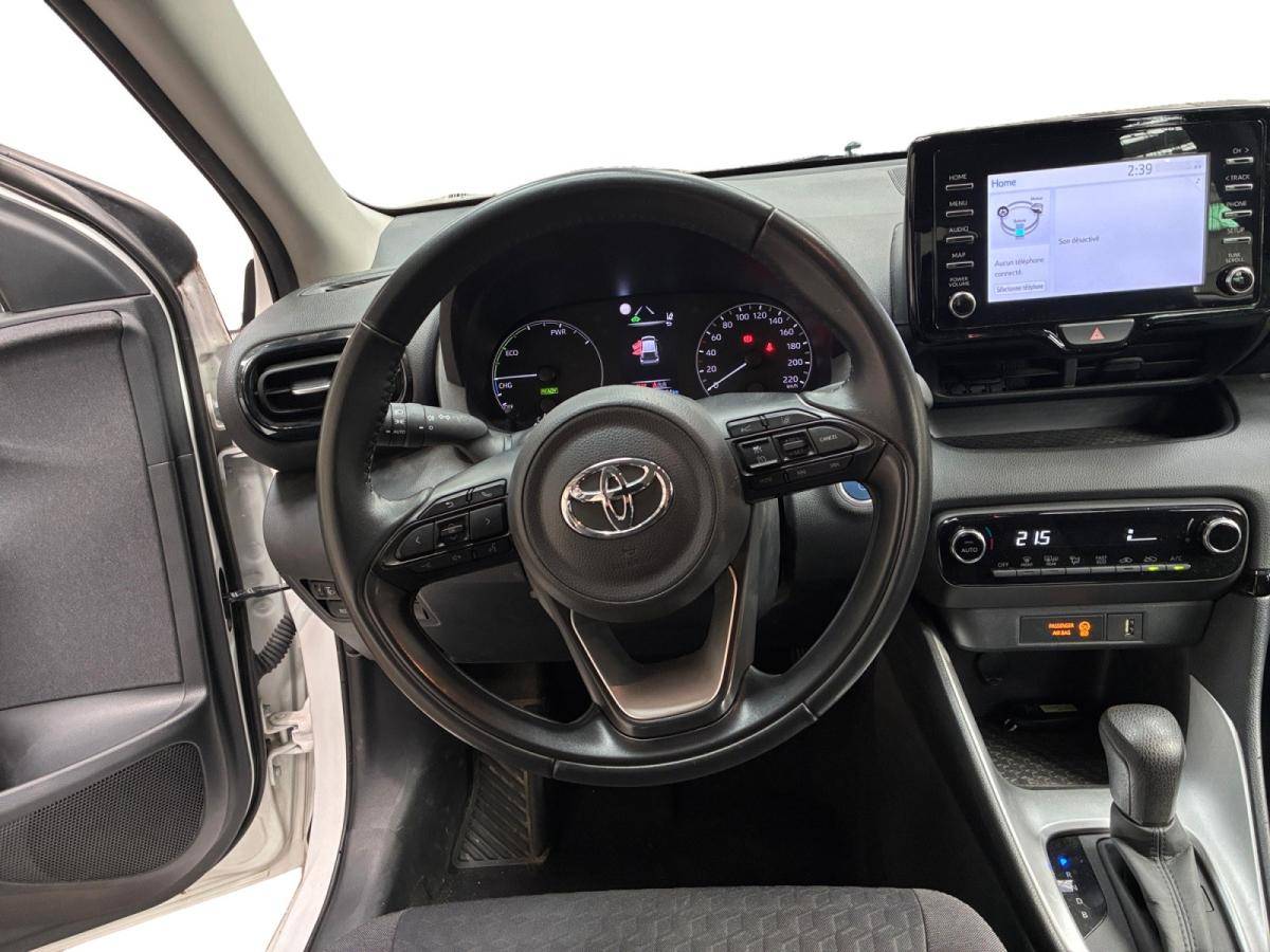 toyota-yaris-2023-hibrido-a-gasolina-1490cc