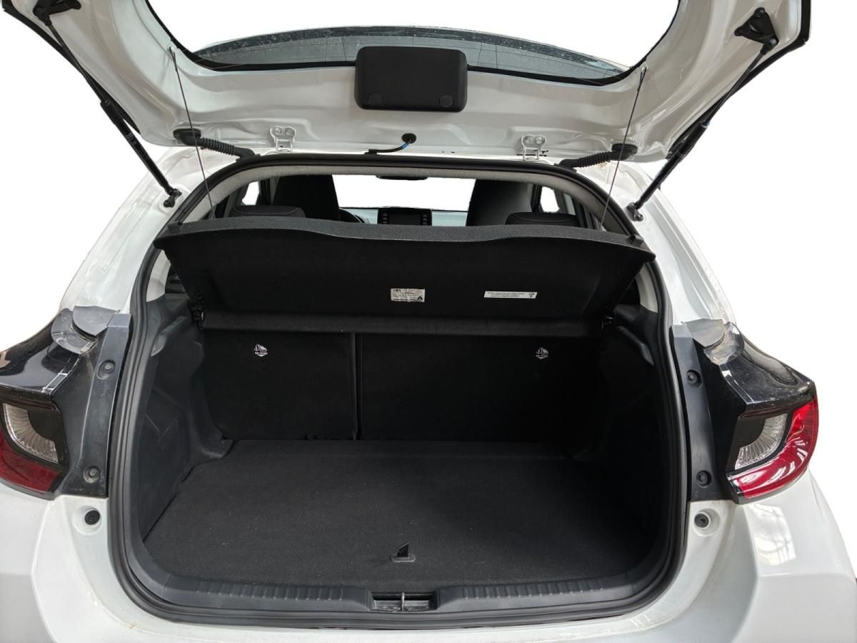 toyota-yaris-2023-hibrido-a-gasolina-1490cc