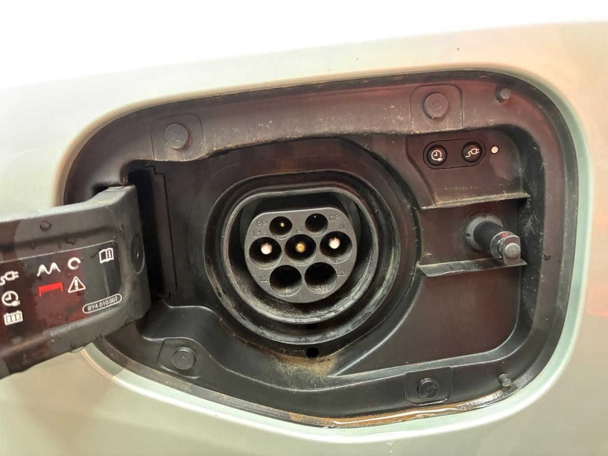 audi-q3-2024-hibrido-a-gasolina-1395cc