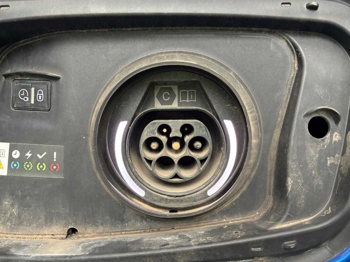 opel-astra-2023-hibrido-a-gasolina-1598cc