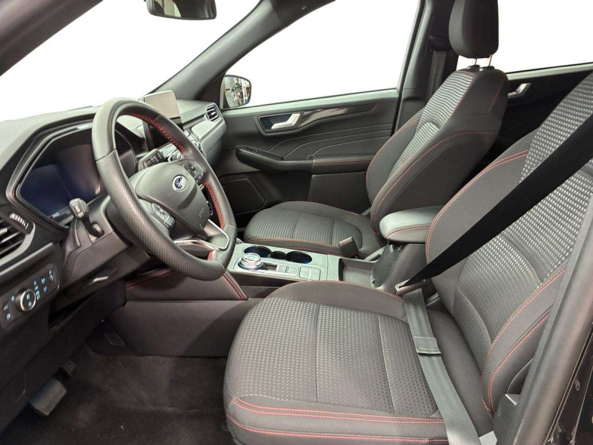 ford-kuga-2023-hibrido-a-gasolina-2488cc